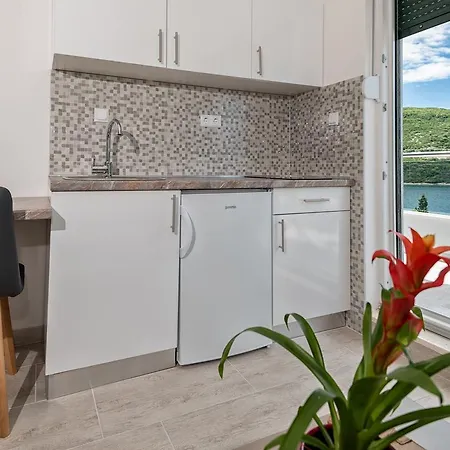 Lajna Apartment